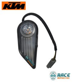 Direccional Delantera Derecha RC 200 / RC 390 Original KTM Direccional Delantera Derecha RC 200 / RC 390 Original KTM