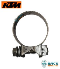 Abrazadera Unión Mofle O Exosto Duke 200 / RC 200 Original KTM Abrazadera Unión Mofle O Exosto Duke 200 / RC 200 Original KTM