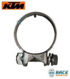 Abrazadera Unión Mofle O Exosto Duke 200 / RC 200 Original KTM Abrazadera Unión Mofle O Exosto Duke 200 / RC 200 Original KTM