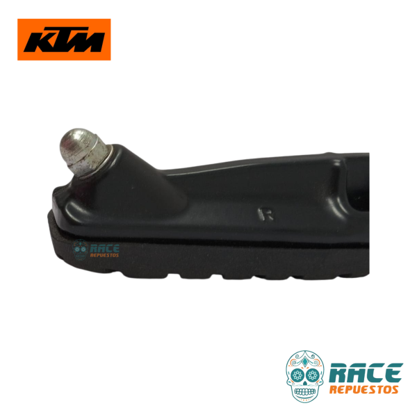 PISADERA PEDALLIN TRASERO DERECHO KTM DUKE y RC y Adventure/Svartpilen (COPILOTO) - Image 2