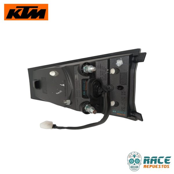 LUZ FOCO TRASERO KTM RC 200 RC 390 ORIGINAL - Image 5