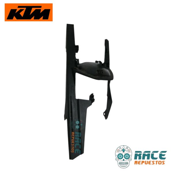 Tapa Guarda Cadena KTM RC 125 RC 200 RC 390 Original - Image 3