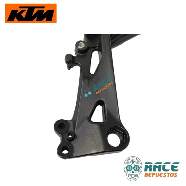 ESTRIBERA COPILOTO DERECHO KTM RC 200 RC 390 (DELANTERO) - Image 8