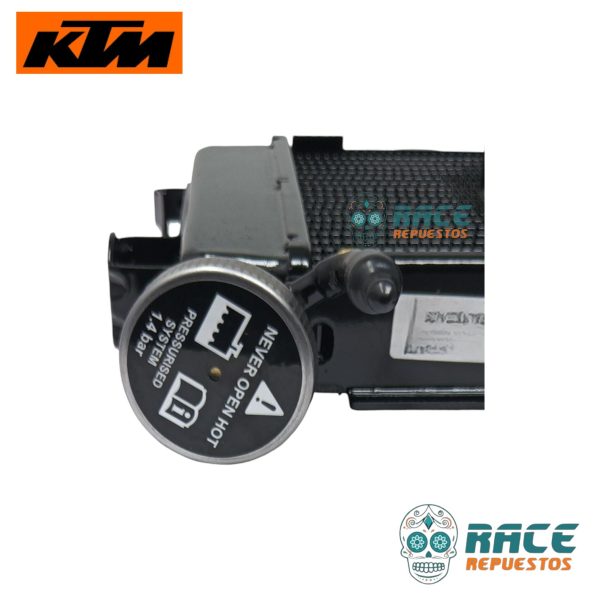RADIADOR COMPLETO KTM DUKE 250 DUKE 390 CON VENTILADOR - Image 8