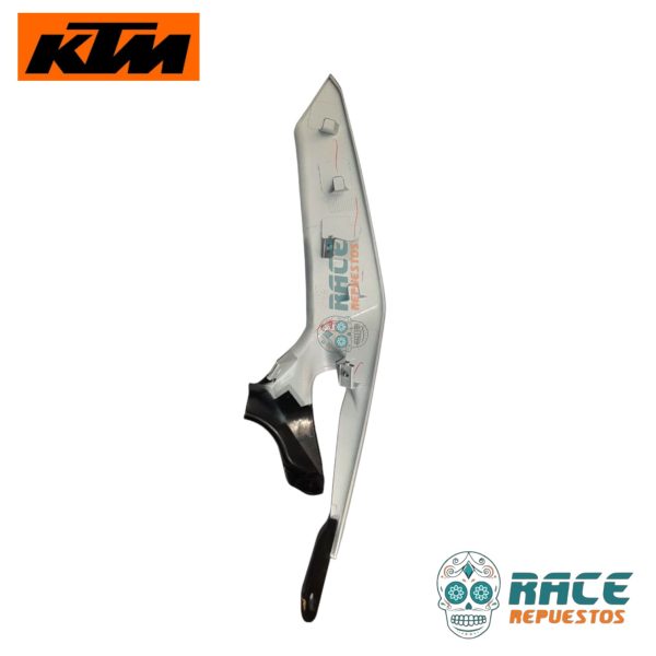 TAPA LATERAL SILLA BLANCO DERECHO KTM DUKE 200 DUKE 390 ORIGINAL - Image 7