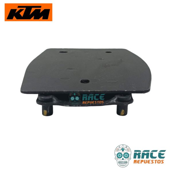 Soporte Protector ECU KTM Duke 390 Original - Image 5