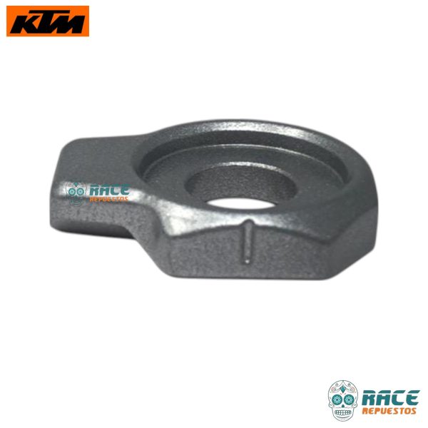 Trinquete Derecho KTM Duke 250 Duke 390 Generacion-3 Svartpilen 401 Original (Tensor de Cadena) - Image 4
