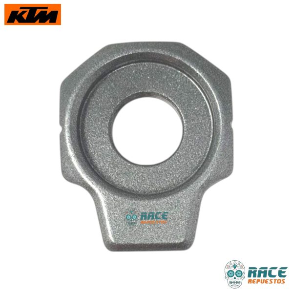 Trinquete Derecho KTM Duke 250 Duke 390 Generacion-3 Svartpilen 401 Original (Tensor de Cadena) - Image 3